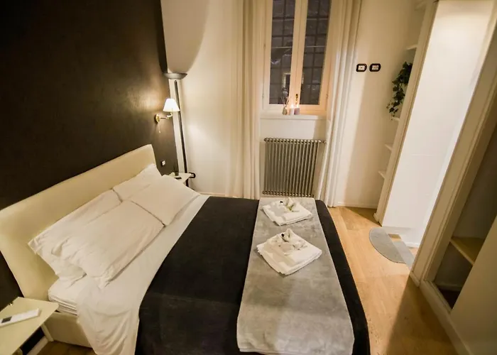 Bruno Domus Moderna Apartment
